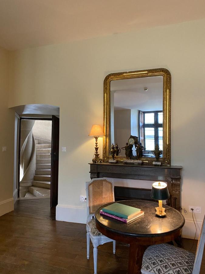 Chateau D'Ainay-Le-Vieil Esterno foto